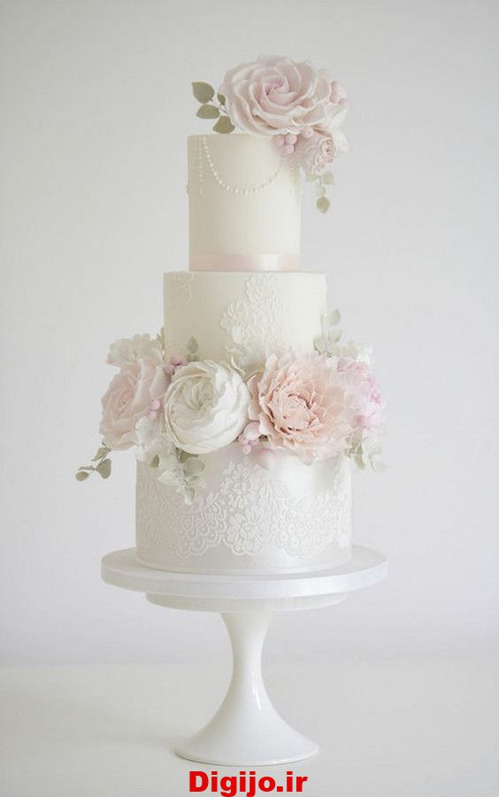 کیک عروسی سه طبقه با شکوه