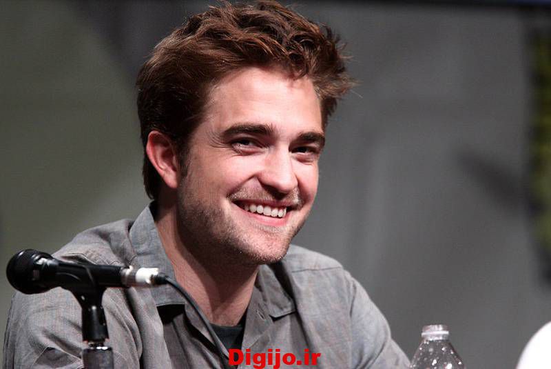 Robert Pattinson Photos